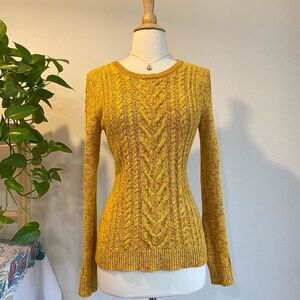 Cable knit fitted sweater - golden mustard yellow